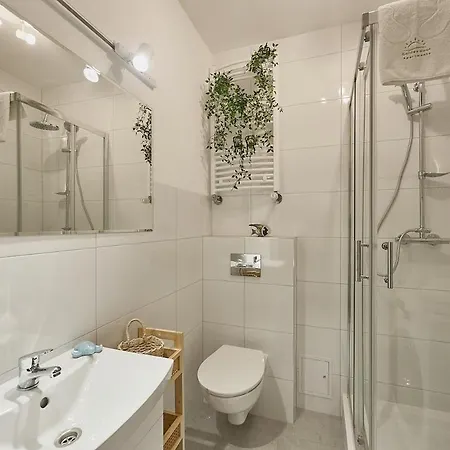 Golden Hour Apartments- Marynarzy 1 Lägenhet *