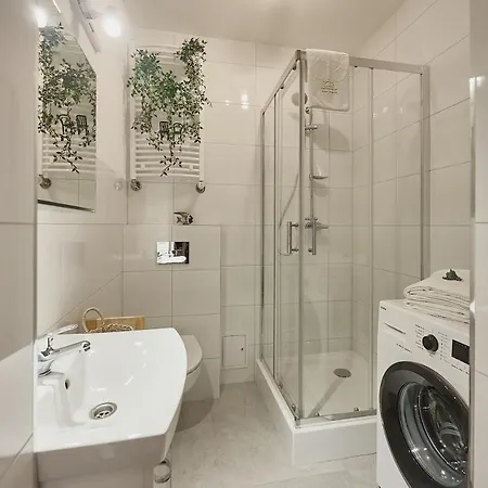 Golden Hour Apartments- Marynarzy 1 Lägenhet