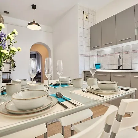 Apartment Golden Hour Apartments- Marynarzy 3