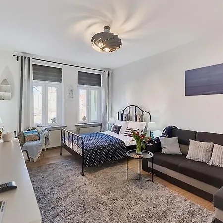 Lägenhet Golden Hour Apartments- Marynarzy 1 *